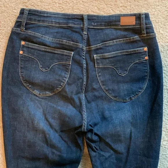 Judy Blue Los Angeles. Skinny Fit. Blue Jeans. Size 14w. - Picture 10 of 16
